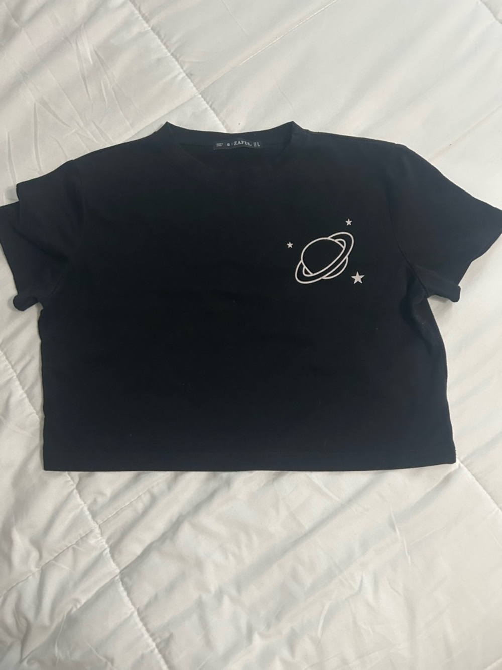 ✨ 4/$25 – Zaful Black Crewneck Cropped Tee